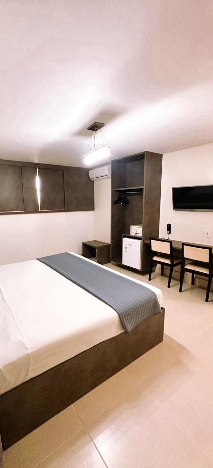 Hotel Rancho Verde Barreiras  Eksteriør bilde